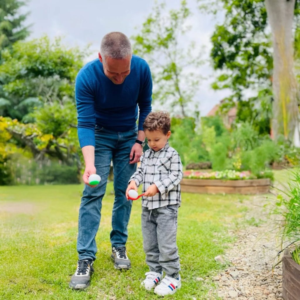 Happy Father’s Day to all the dads who’ve mastered diaper changes, bedtime stories, and the fine art of stepping on LEGOs without swearing! Being this little guy’s dad is the wildest, funniest, most h